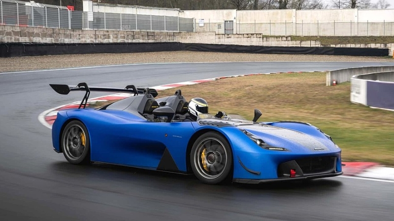 Dallara обновила спорткар Stradale: больше прижимной силы и две новые спецверсии