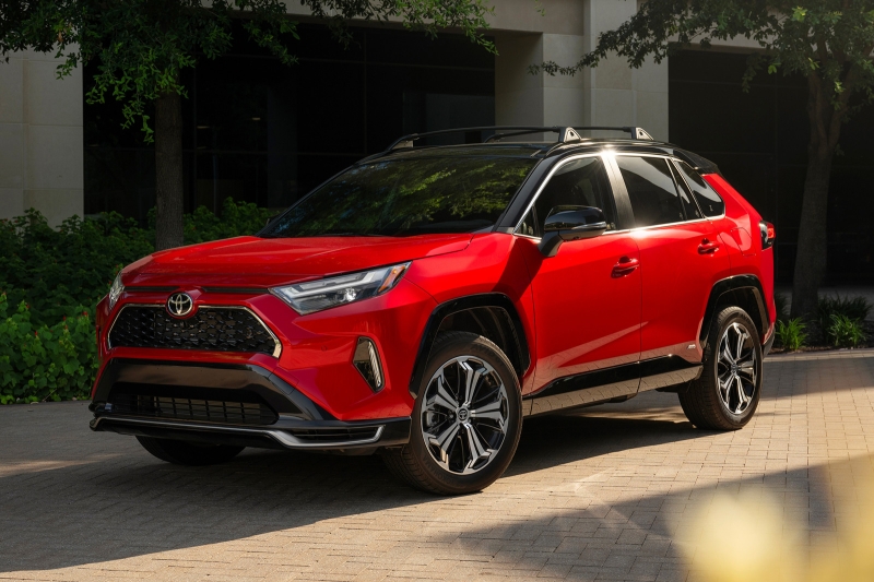 Toyota лишила подключаемые гибриды Prius и RAV4 «фамилии» Prime