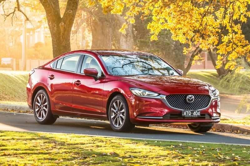 «Устаревшие» седан и универсал Mazda 6 покинули ещё один рынок